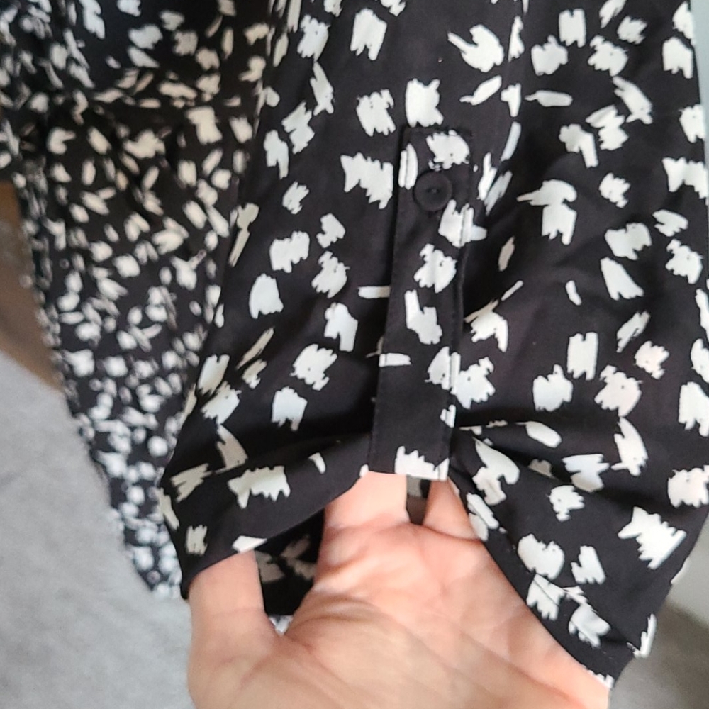Dress - Picture 2 of 5